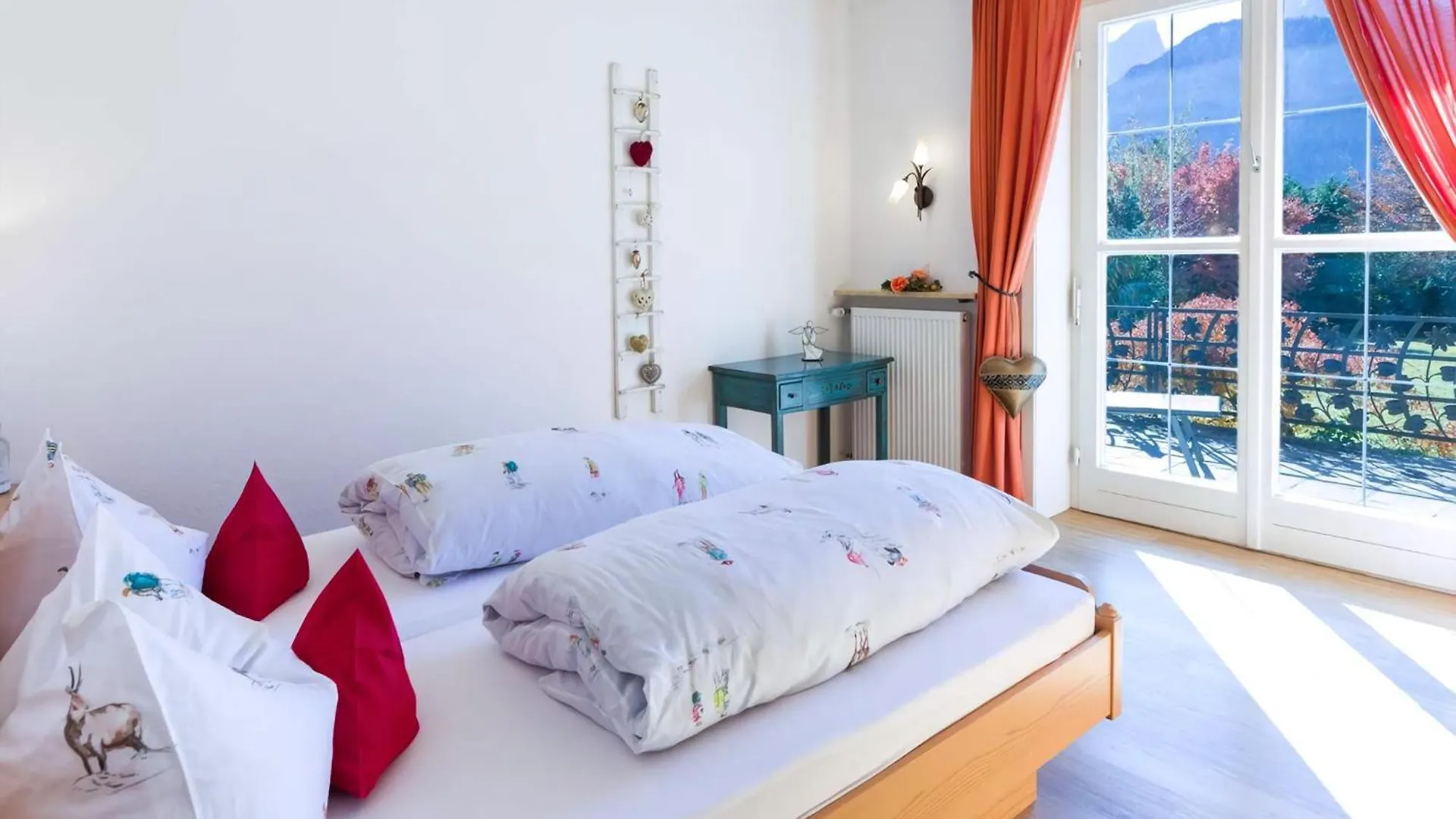 Apartment Grosse Ferienwohnung In Oberschoenau Mit Garten Schoenau am Koenigsee Germany